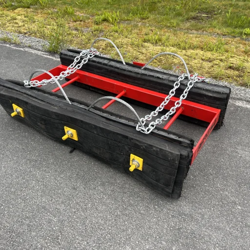 Gummislodd 1500 mm med tannet regulerbart stål