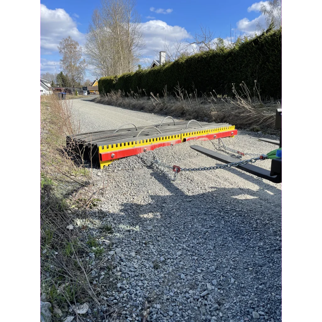 Gummislodd 2800 mm med tannet vendbart regulerbart stål