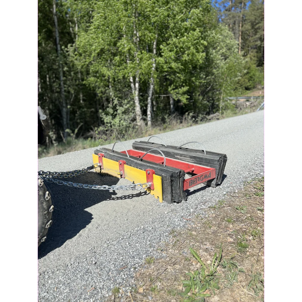 Gummislodd 1500 mm med tannet regulerbart stål